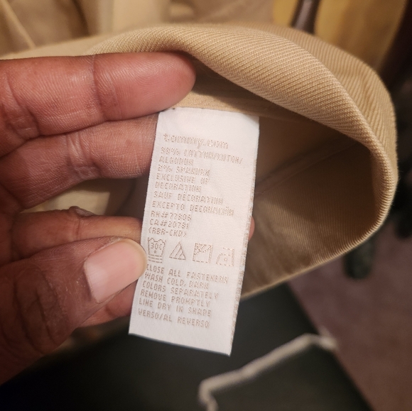 Classy Tommy Hilfiger short trench coat with cute mandarine collar.   Size XL - Picture 6 of 6